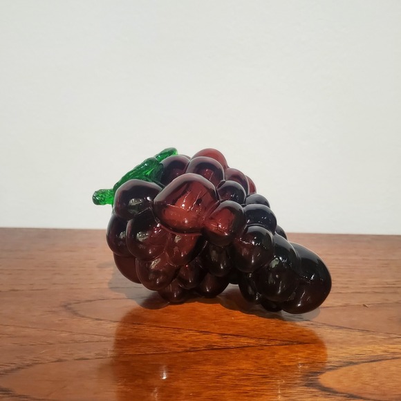 Vintage Art Glass Purple Grapes Cluster MCM Glass Grapes Decor - Picture 1 of 5